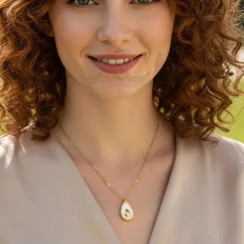 Gemma Egg Shaped Link Chain Necklace - Product Image