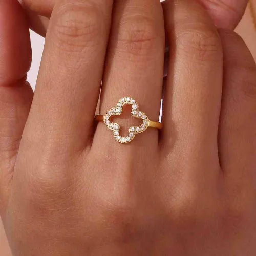 Hollow Clover Ring - Product Image