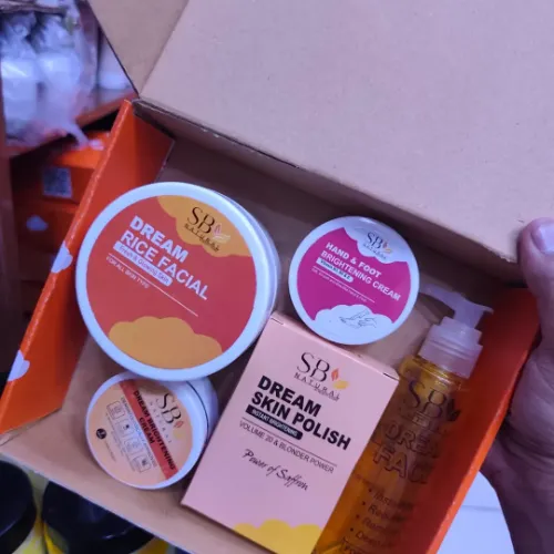 Whitening And Brightening Facial Kit