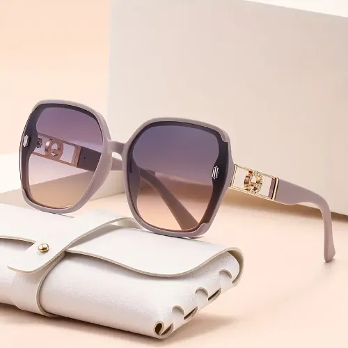 Square Fashionable Glasses - Product Image