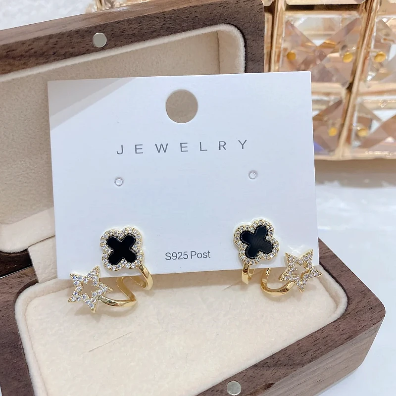 Black Clover Star Earrings