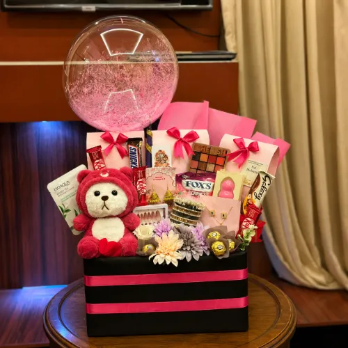 Girls Beauty, Chocolate &amp; Teddy Gift Hamper