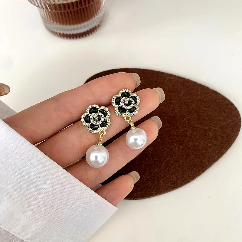 Luxury Black Flower Pearl Jewelry Set