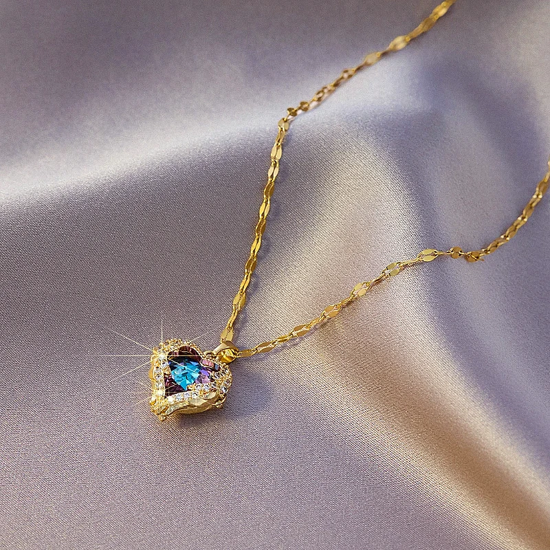 Luxury Crystal Heart Pendant Necklace   