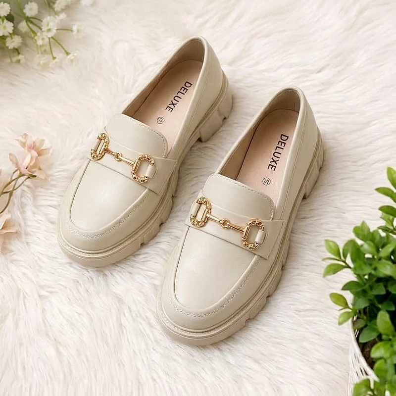 Rubber soft Elegant Buckle Royal Loafers 