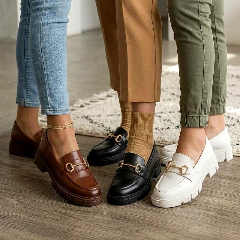 Rubber soft Elegant Buckle Royal Loafers 