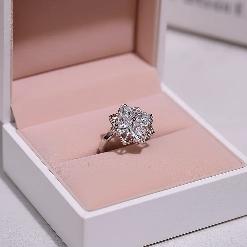 Sparkling Flower Statement Ring