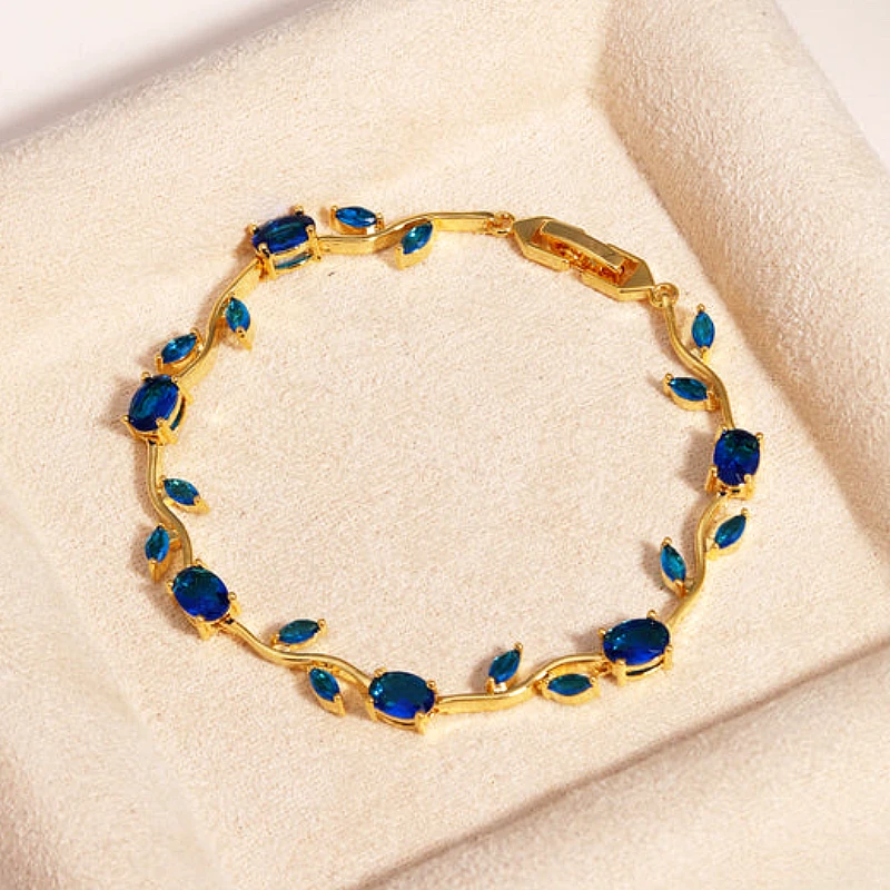 Viral Tulip Navy Diamond Gold Bracelet 